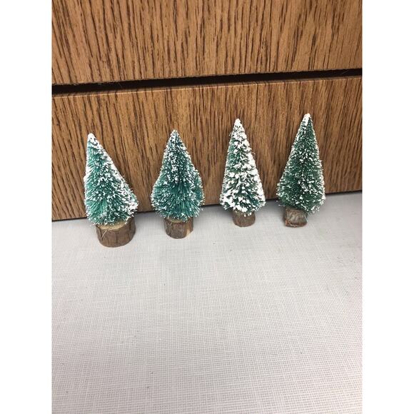 7 Bottle Brush Trees Wood Base Snow Base - Picture 1 of 6